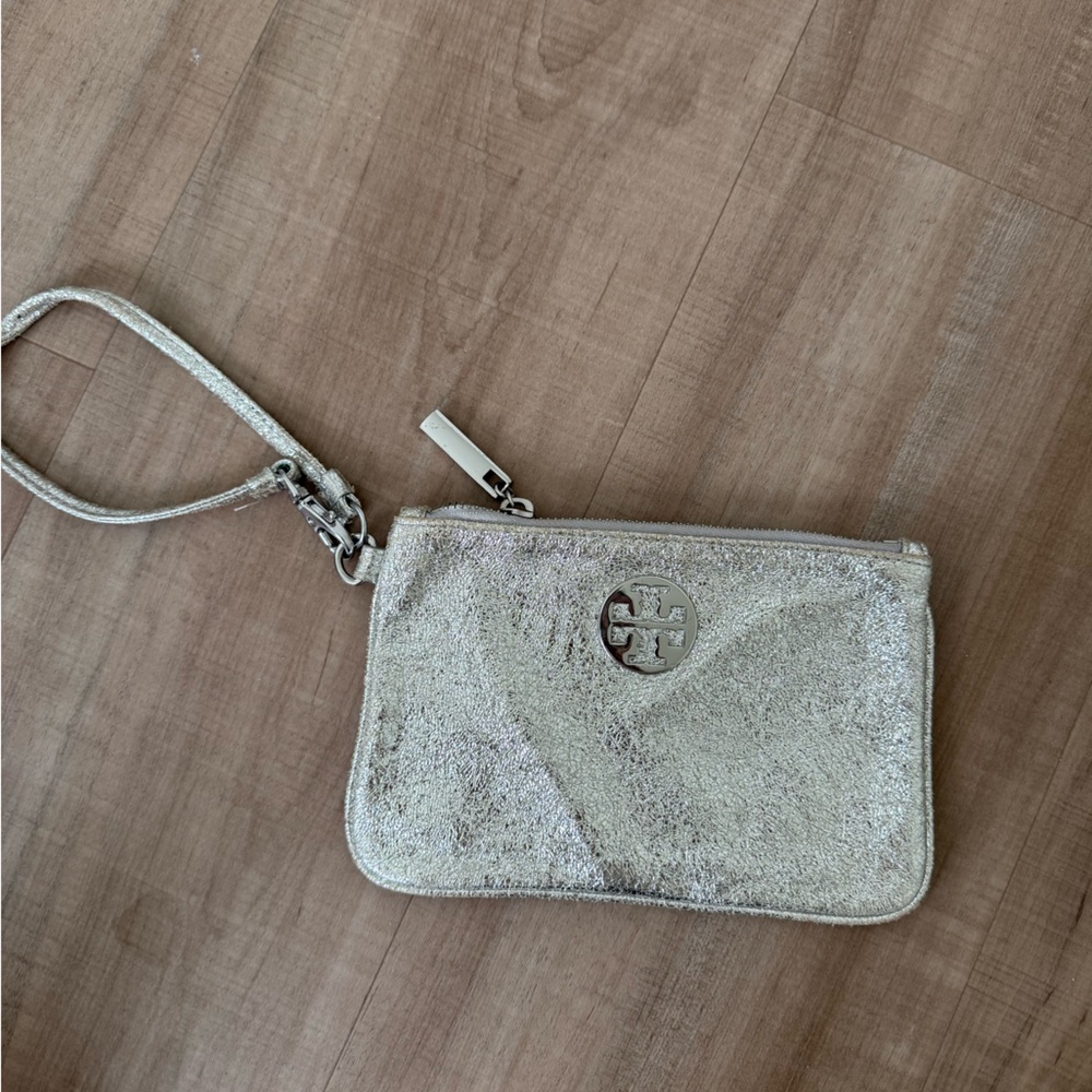 Tory Burch Silver Leather Wristlet